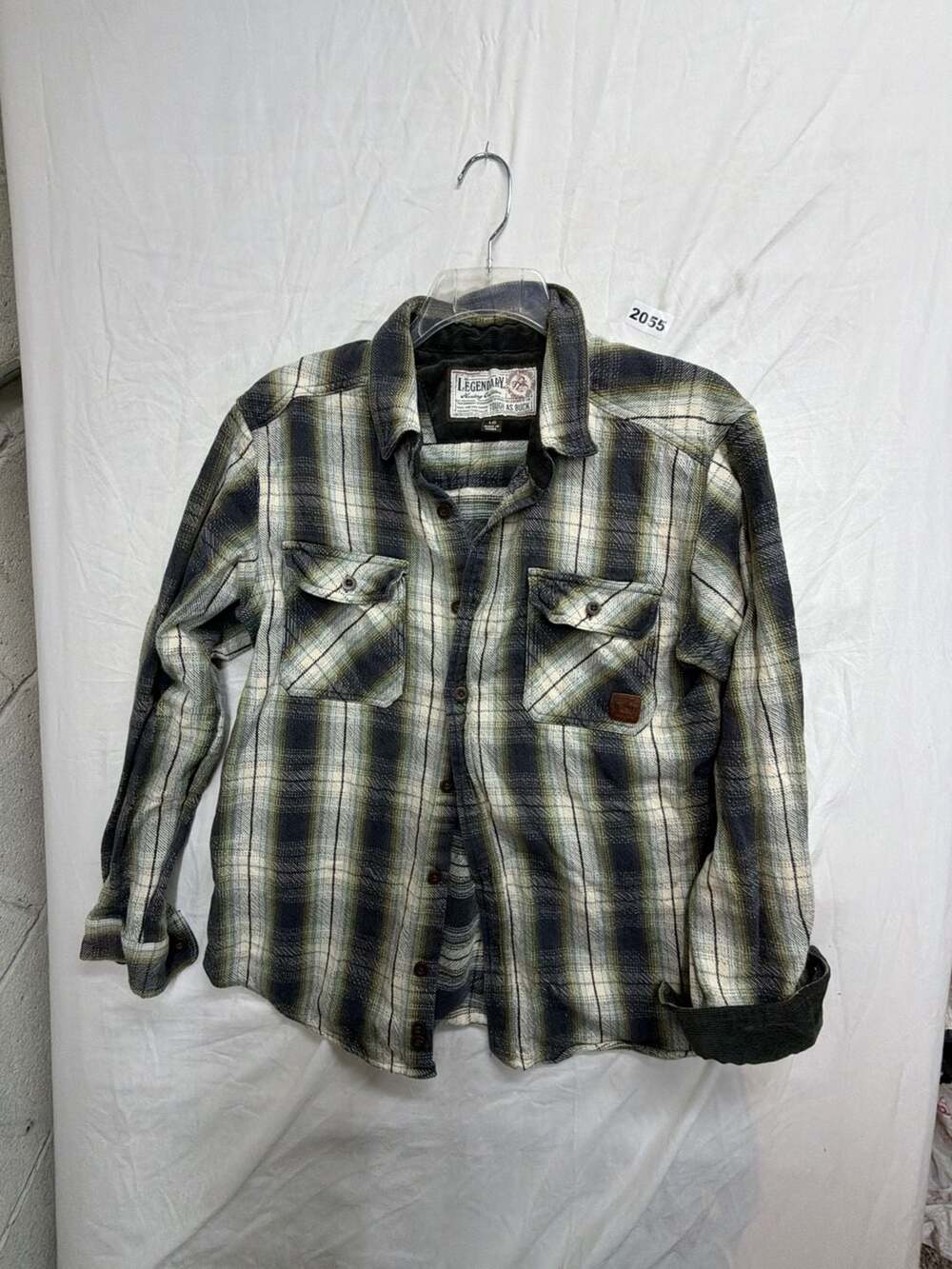 Legendary Whitetails Plaid Flannel Shirt Size LG Green Black Cotton